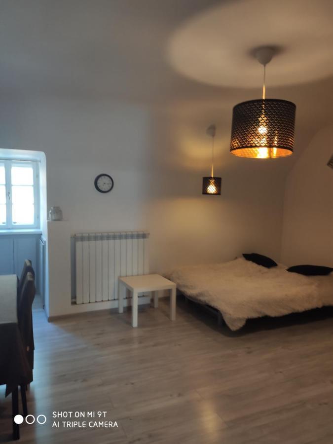 Apartament Nad Dunajem Warschau Buitenkant foto